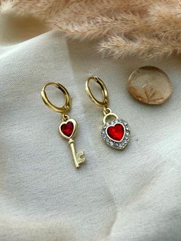 ISHKAARA - Red Heart Lock Charm Drop Earrings (Pack of 2)