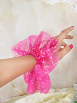 Soho Boho Studio - Volume Pink Scrunchie