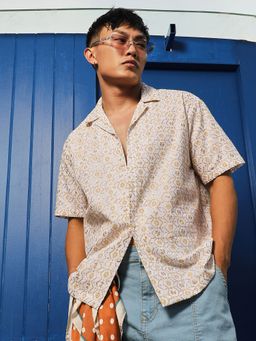 Campus Sutra - Men Off-White & Beige Embroidered Geometric Shirt