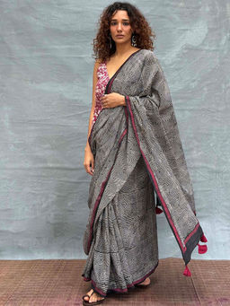 Chidiyaa - Blush of Dusk Blockprinted Cotton Saree