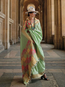 Odette - Women Green Silk Blend Stripes Saree with Unstitched Blouse