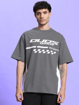 WEARDUDS - Men Grey Polyester Graphic Oversized T-shirt