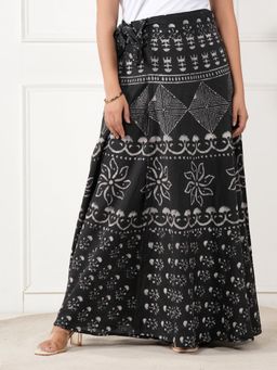 Style Shoes - Black Women Handloom Wrap Around Block Printed Floral Ethnic Motifs Skirt