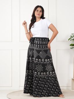 Style Shoes - Black Women
                  Handloom Wrap Around Block Printed Floral Ethnic
                  Motifs Skirt - 2