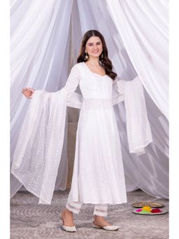 SEW - White Floral Flared Anarkali Kurta with Pant and Dupatta (Set of 3)