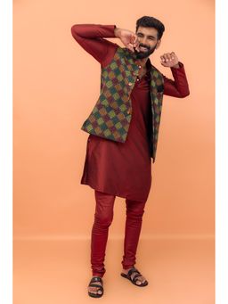 KISAH - Men Multi-Color Printed Kurta with Jacket & Churidar (Set of 3)