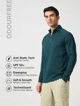 Technosport - Green Men Solid Slim Fit Mock Neck Sports T-Shirt