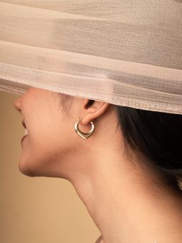 JEWELZ - Glossy Gold Heart-V Hoops