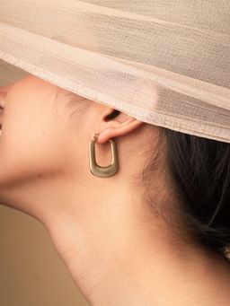 JEWELZ - Bold Gold U-Shape Hoops