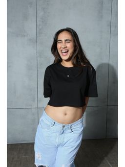 Chapter 2 - Black Cropped T-Shirt