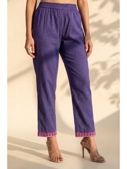 Aurelia - Women Purple Embroidered Pure Cotton Pant