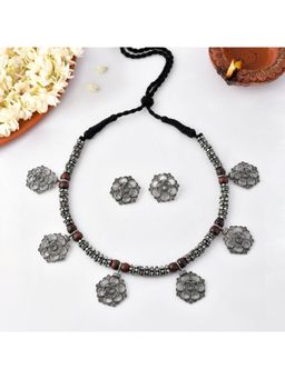 Voylla - Nrityotsava Ketaki Sarafa Necklace Set