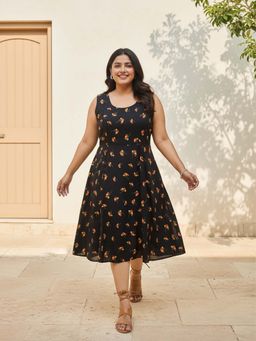 Qurvii - Black Floral Print Rayon Dress