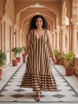 Qurvii - Brown Cotton Stripe Dress