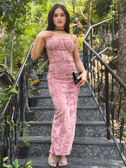 Tandul - Women Exquisite Pink Velvet Back Slit Dress
