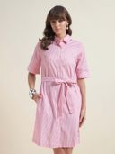 Pink color option, Currently selected