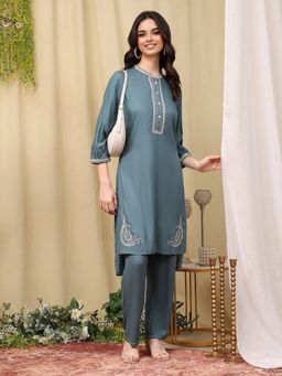 Nayam by lakshita - Teal Embroidered Straight Calf Length Kurta and Pant (Set of 2)
