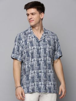 SHOWOFFFF - Mens Cuban Collar White Printed Shirt