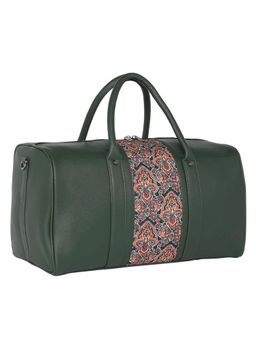 FUR JADEN - Eco Friendly Vegan Leather Sustainable and Durable Duffle Bag With Detachable Strap (M)