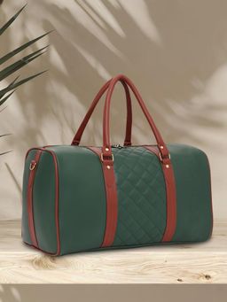 FUR JADEN - 30L Vegan Leather Sustainable and Durable Duffle Bag With Detachable Strap (M)