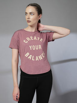 CHKOKKO - Womens Typography Apple Cut Gym T Shirt Quick Dry Breathable Maroon