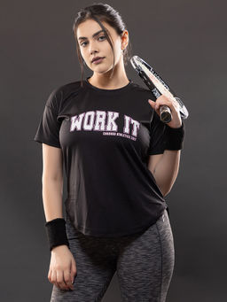 CHKOKKO - Womens Round Neck Typography Apple Cut T Shirt Breathable Black