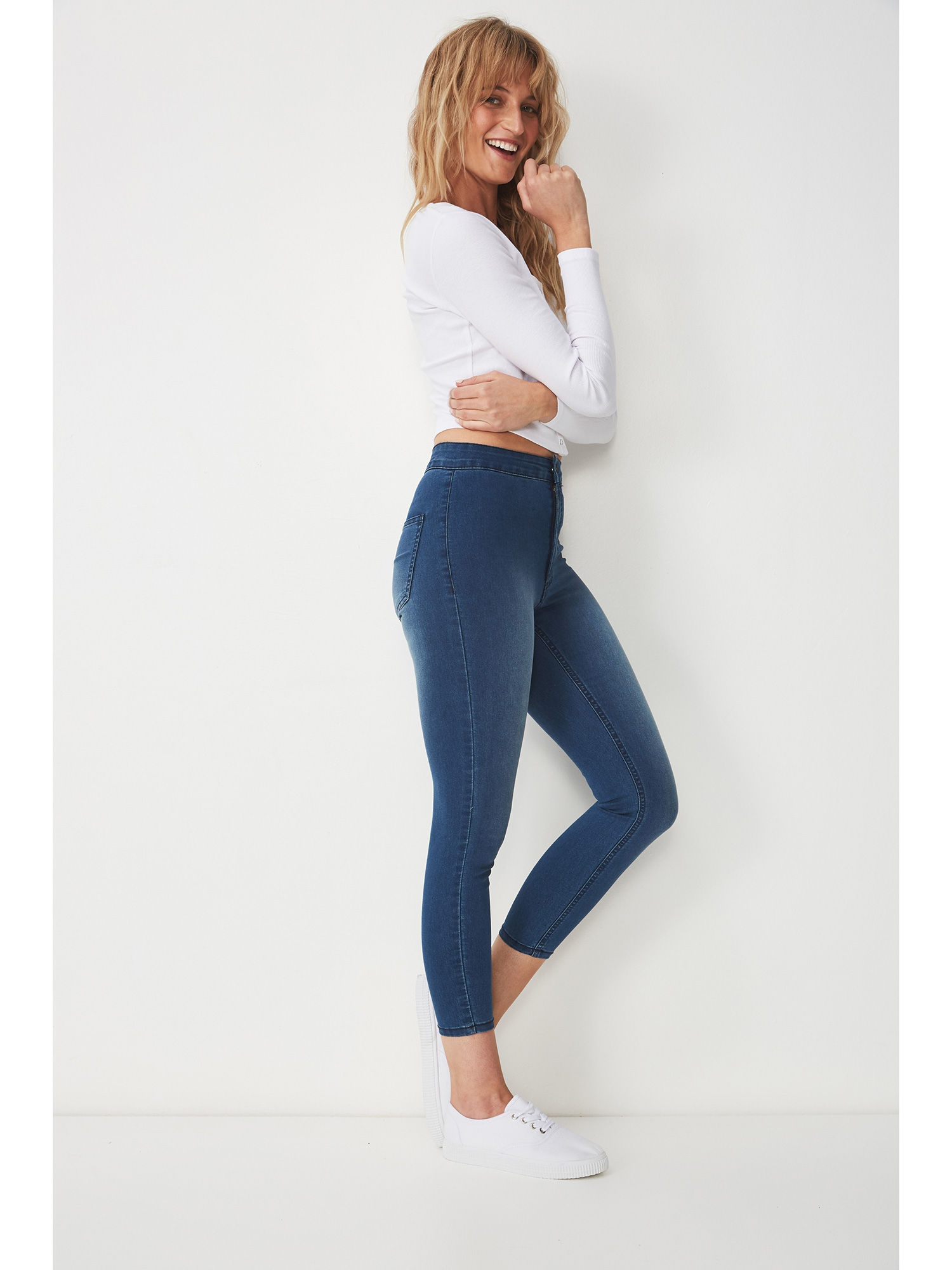 Blue Color High Rise Capri Jegging Pant 