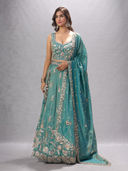 Green color option, Sold out, Currently selected
