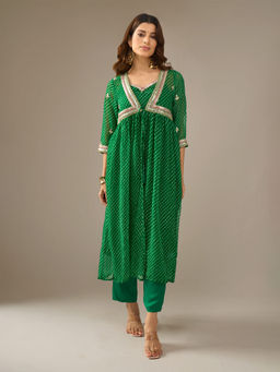 Samyukta Singhania - Mothra Embroidered Green Kurta with Pant and Shrug