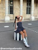 Grey color option, Currently selected