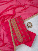Pink color option, Currently selected