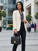 Black color option, Sold out, Currently selected