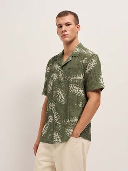 The Bear House - Men's Relaxed Fit Green Paisley Shirt