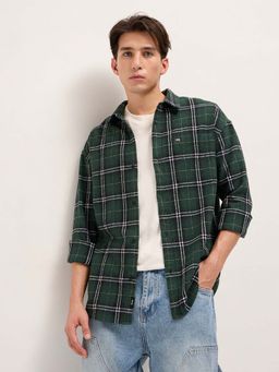 The Bear House - Men's Relaxed Fit Green Window Panel Check Flannel Shirt
