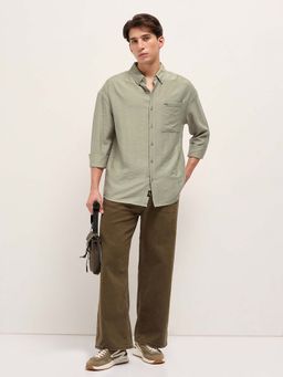 The Bear House - Men's Relaxed Fit Olive Textured Shirt