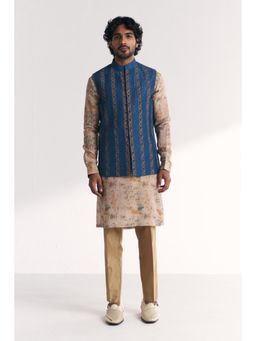 STUDIO BAGECHAA - Multi-Color Tissue Embroidered Kurta with Pant and Jacket