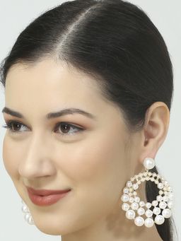 OOMPH - White Pearls Large Circular Fashion Drop Earrings