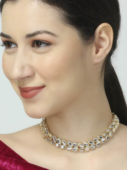 OOMPH - Gold Kundan Choker Necklace - Indo-Western Look Women Stylish Latest