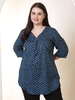 Amydus - Plus Size Navy and Teal Polka Print V Neck Cotton Top