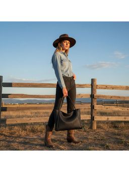 PARTIQ - Retro Woven Large Capacity Simple Commuter Handbag - Black