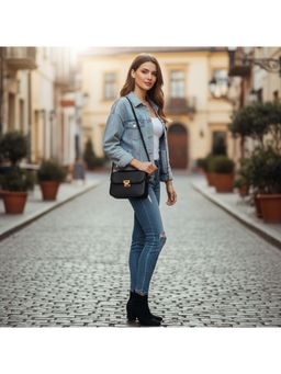 PARTIQ - Trendy Fashionable Simple Retro Style Single Shoulder Small Square Tote Bag - Black (M)