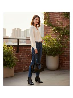 PARTIQ - Korean Version Of Niche Handheld Light Luxury Textured Basket Handbag - black (M)