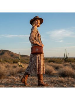 PARTIQ - Cowhide Leather Versatile Hand-Held For Women Handbag - Brown (M)