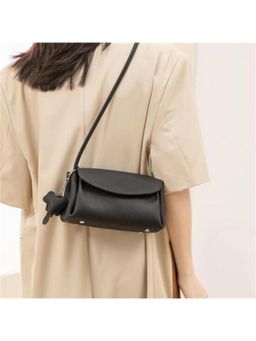 PARTIQ - Cowhide Underarm Womens Niche One-Shoulder Sling Bag - Black (M)