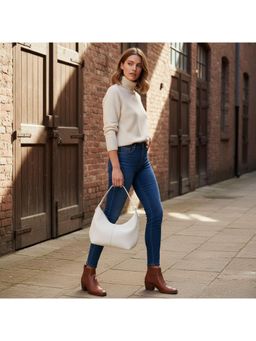 PARTIQ - Korean Version Contrasting Simple Soft Skin Dumplings Armpit For Women Handbag - White (M)