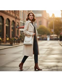 PARTIQ - All-Match Texture Bucket Retro Commuter Travel Sling Bag - Off White