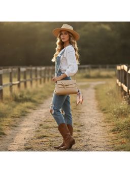 PARTIQ - Style Fashionable Versatile Retro Texture Small Square Sling Bag - Beige