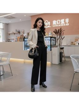 PARTIQ - Womens Semi-Circular Wrist Handbag - Black