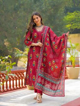 Vaamsi - Women Maroon Viscose Embroidered Straight Kurta With Pant & Dupatta