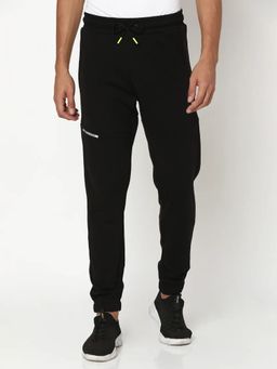 Spykar - Men Black Blended Fit Plain Casual Joggers